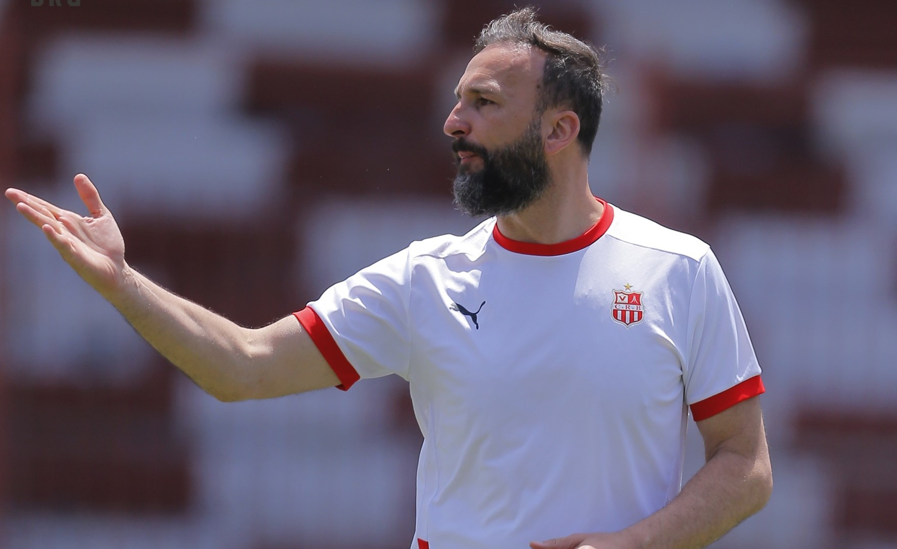 Arrestation temporaire de l'entraîneur des jeunes de Belouizdad