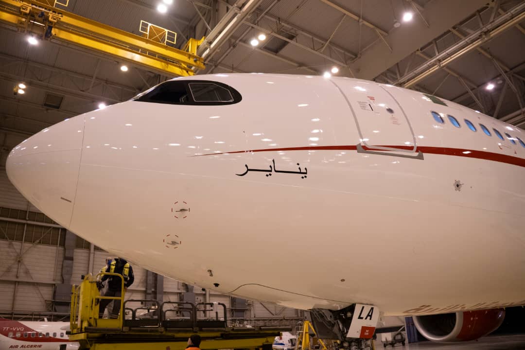 Avions algériens aux noms historiques et nationaux