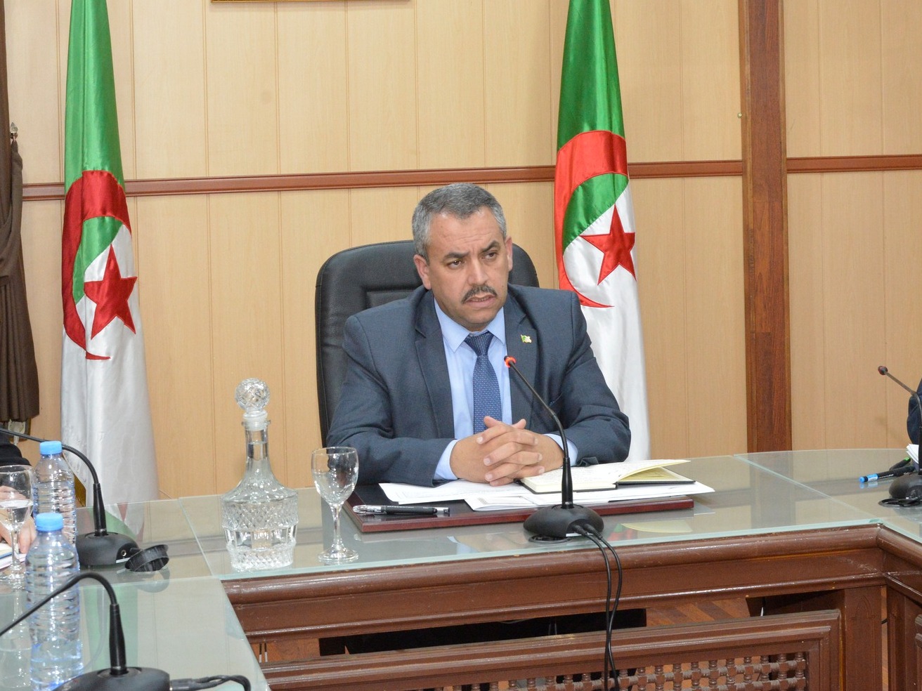 Geler le processus d’enseignement aux professeurs dans un souci d’intégration