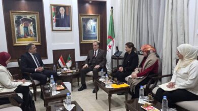 L'Algérie et l'Egypte discutent des moyens de renforcer la coopération commerciale