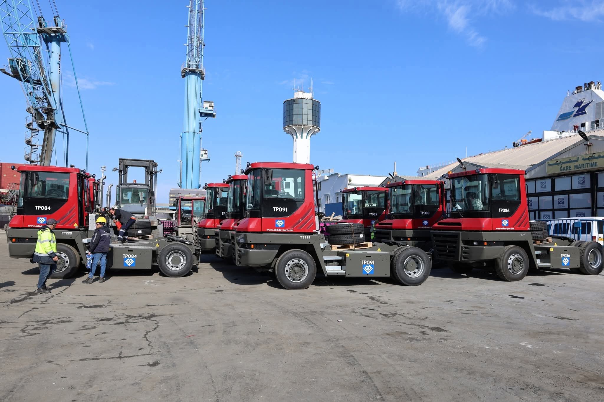 Le Port de Skikda enrichit sa flotte de « 08 tracteurs RORO » pour les ports