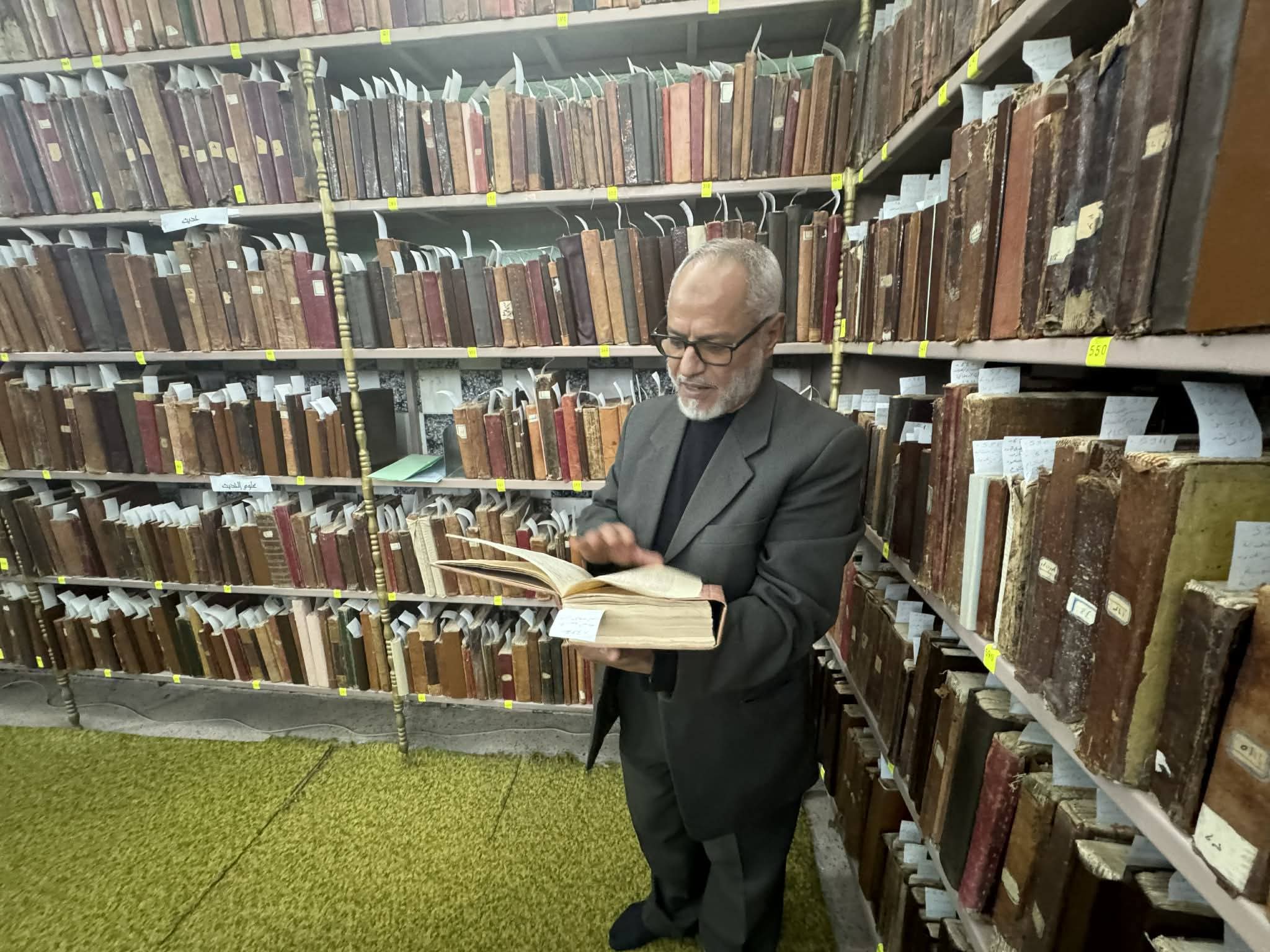 Le manuscrit... ce témoin vivant et transhistorique