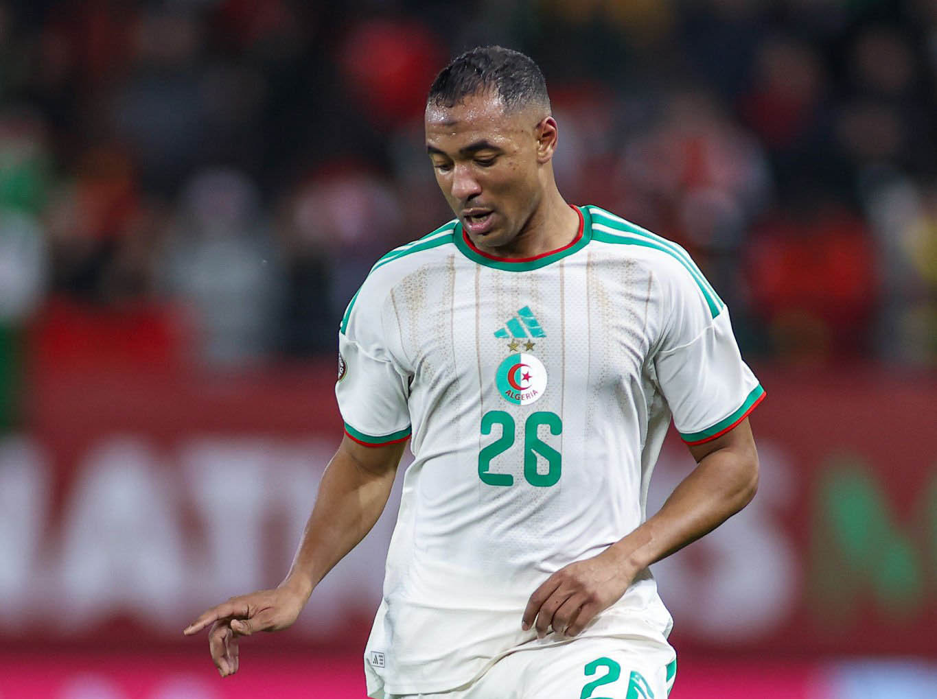 Sharqi déclenche une crise entre l'équipe nationale algérienne et le Club de Paris