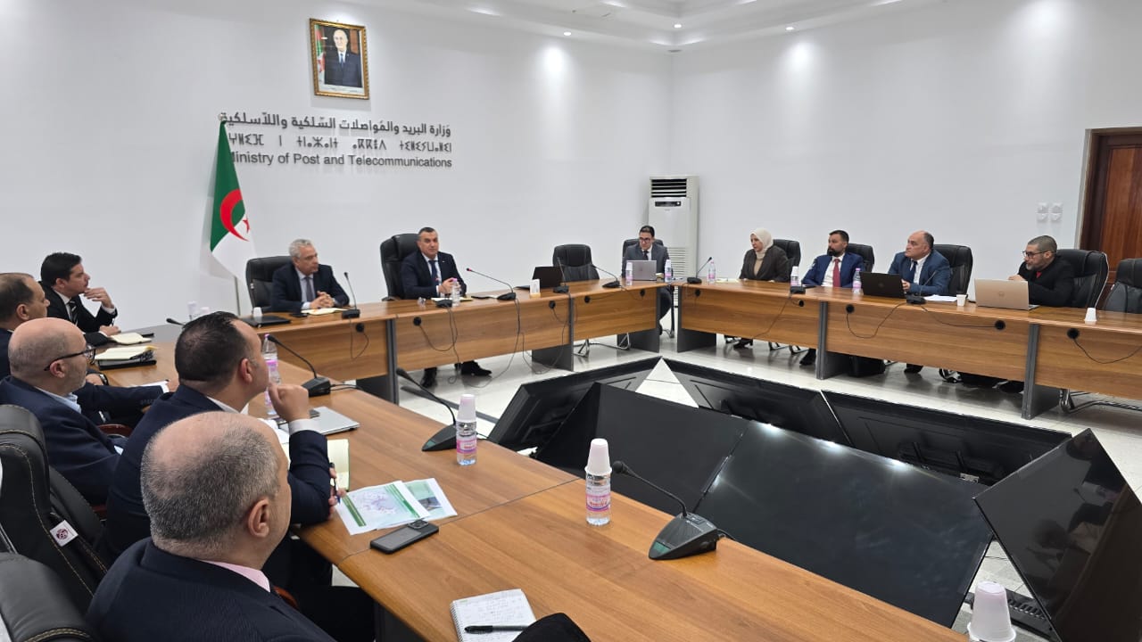 C'est ce qu'a ordonné le Ministre Zerrougui aux revendeurs de téléphonie mobile