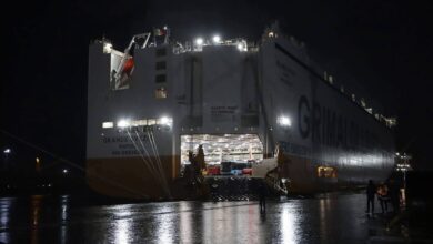 "Jin Jinn Port"...l'arrivée d'un navire chargé d'une nouvelle cargaison de 380 bus importés