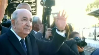 Le Président Tebboune reçoit un train transportant les premières cargaisons de minerai de fer de Gara Jbeilat - Oran