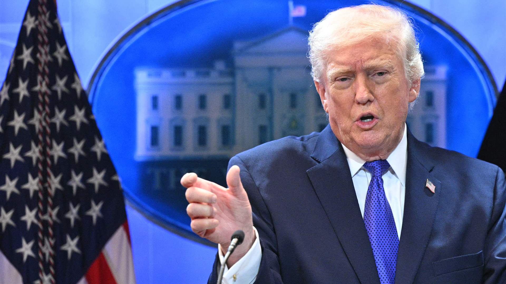 Les nouveaux tarifs douaniers de Trump entrent en vigueur