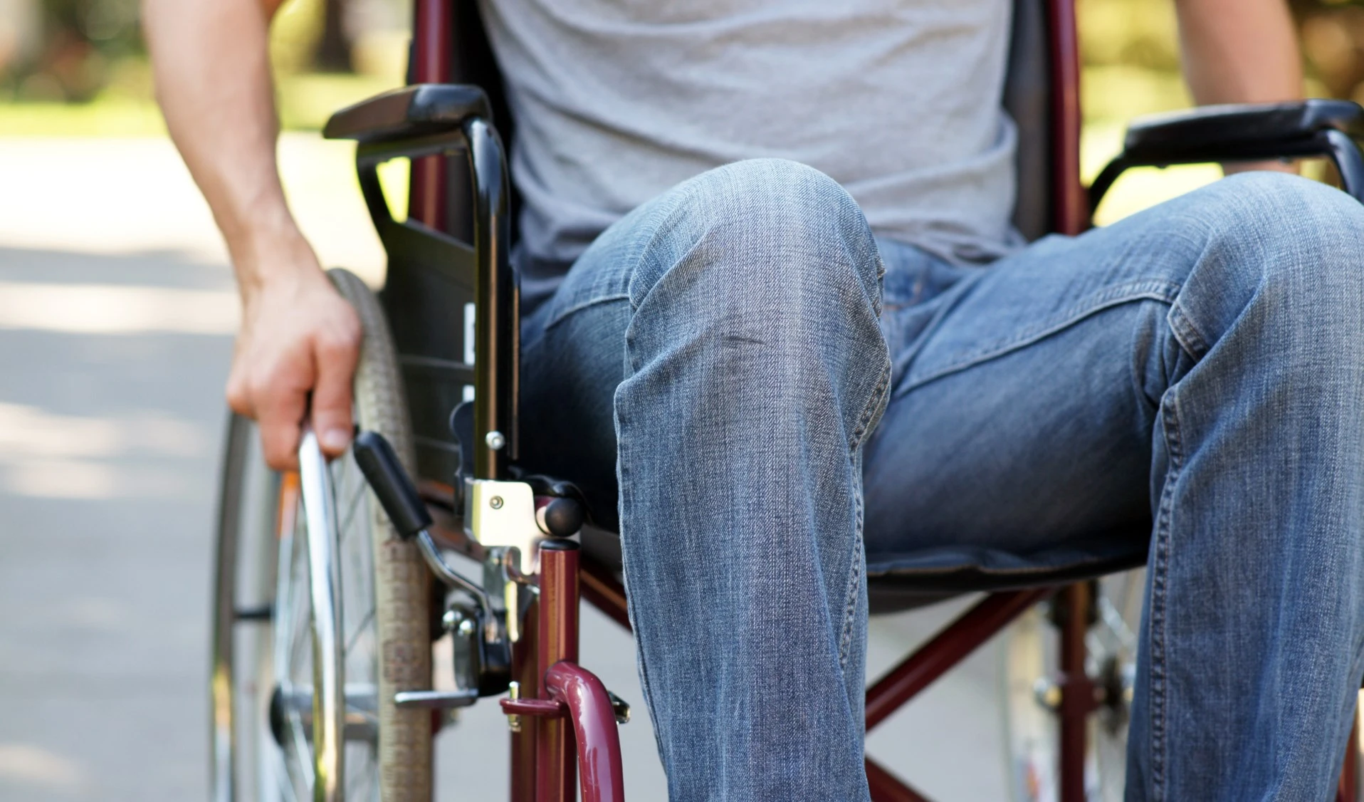 Pour les personnes ayant des besoins spéciaux... transport gratuit et réductions allant jusqu'à 80 %