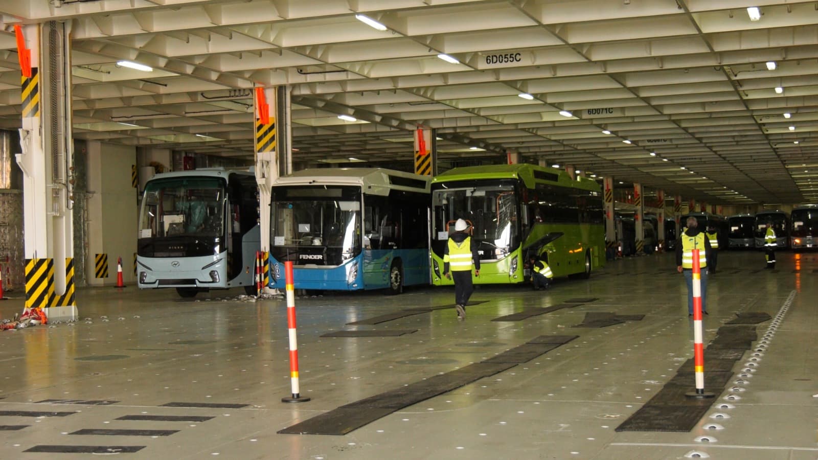Livraison de 908 bus neufs dans les Etats d'Alger et d'Oran